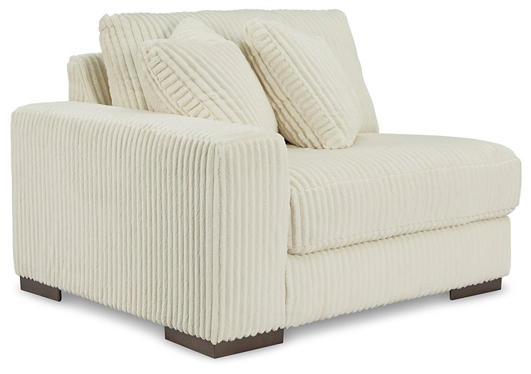 Lindyn Sectional Sectional Ashley Furniture