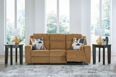 Kanlow Reclining Sofa - Dayton Discount Furniture