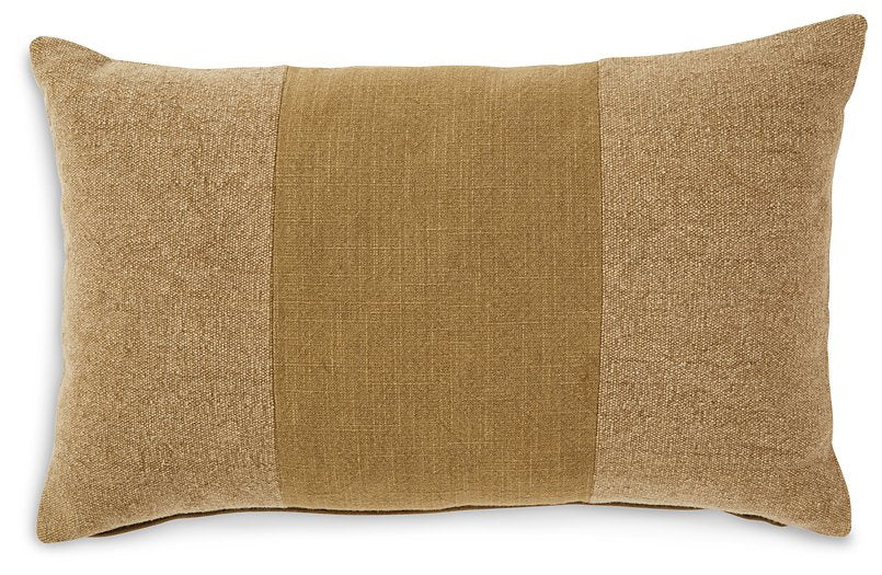 Dovinton Pillow (Set of 4) Pillow Ashley Furniture
