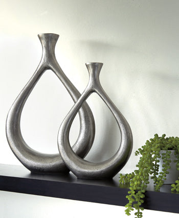 Dimaia Vase (Set of 2) Vase Ashley Furniture