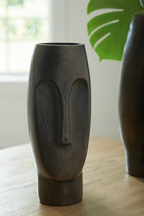 Elanman Vase Vase Ashley Furniture