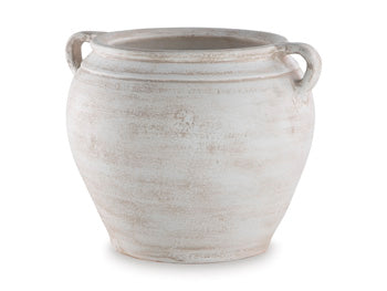 Meadie Vase - Dayton Discount Furniture