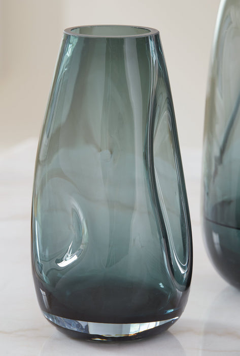 Beamund Vase (Set of 2) Vase Ashley Furniture