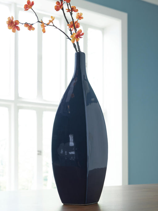Abtinson Vase - Dayton Discount Furniture