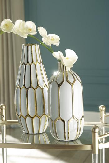 Mohsen Vase (Set of 2) Vase Ashley Furniture