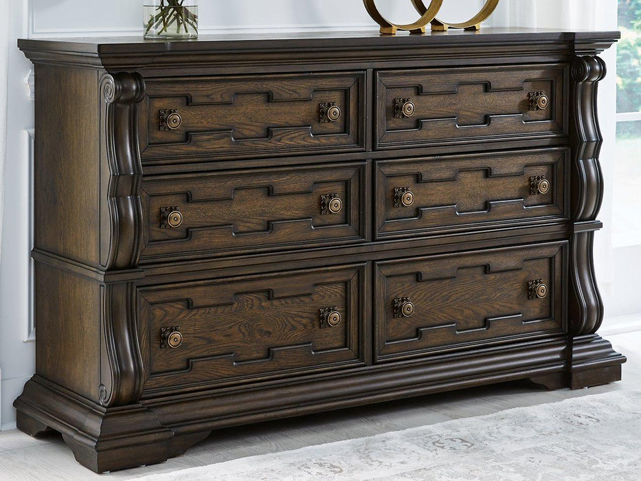 Maylee Dresser Dresser Ashley Furniture