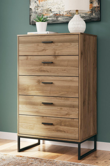 Deanlow Chest of Drawers Chest Ashley Furniture