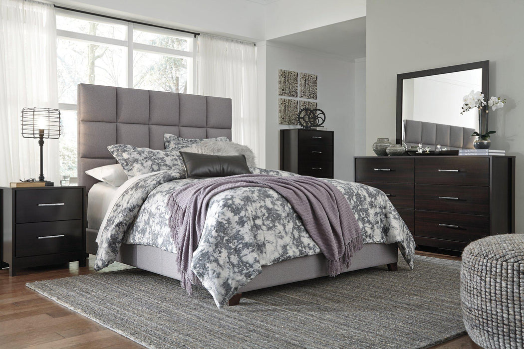 Dolante Upholstered Bed Bed Ashley Furniture