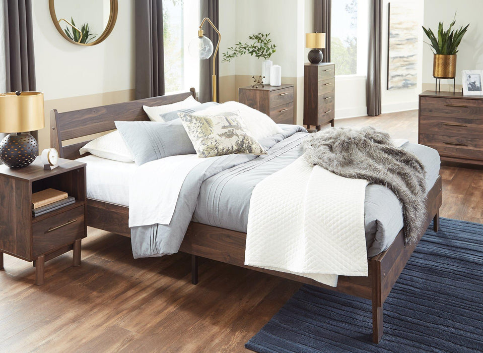 Calverson Panel Bed Bed Ashley Furniture