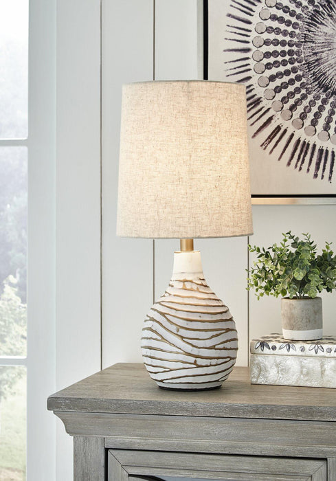 Aleela Table Lamp Table Lamp Ashley Furniture