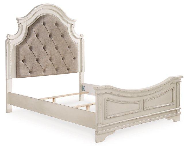 Realyn Upholstered Bed Bed Ashley Furniture