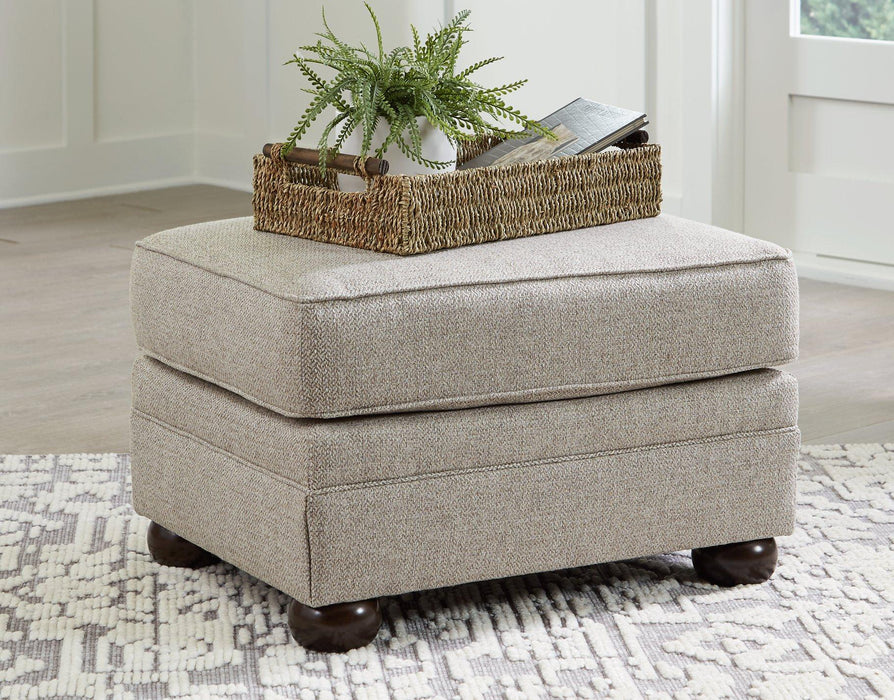 Gaelon Ottoman Ottoman Ashley Furniture