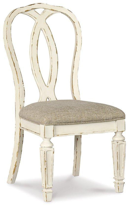 Realyn Dining Chair Dining Chair Ashley Furniture