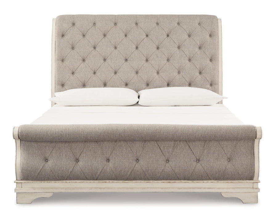 Realyn Bed Bed Ashley Furniture