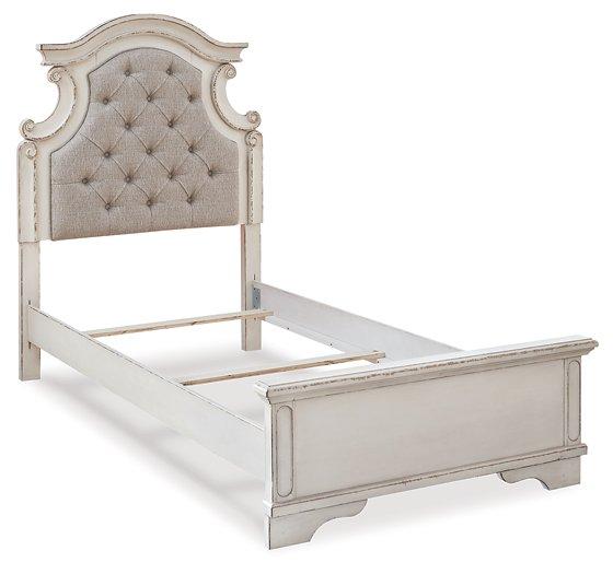 Realyn Bed Bed Ashley Furniture