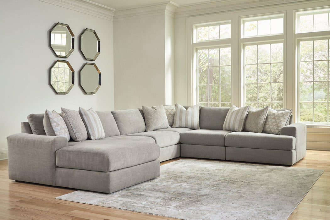 Avaliyah Sectional with Chaise Sectional Ashley Furniture