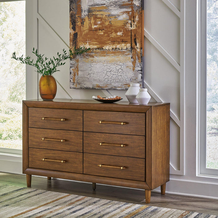 Lyncott Dresser and Mirror Dresser & Mirror Ashley Furniture