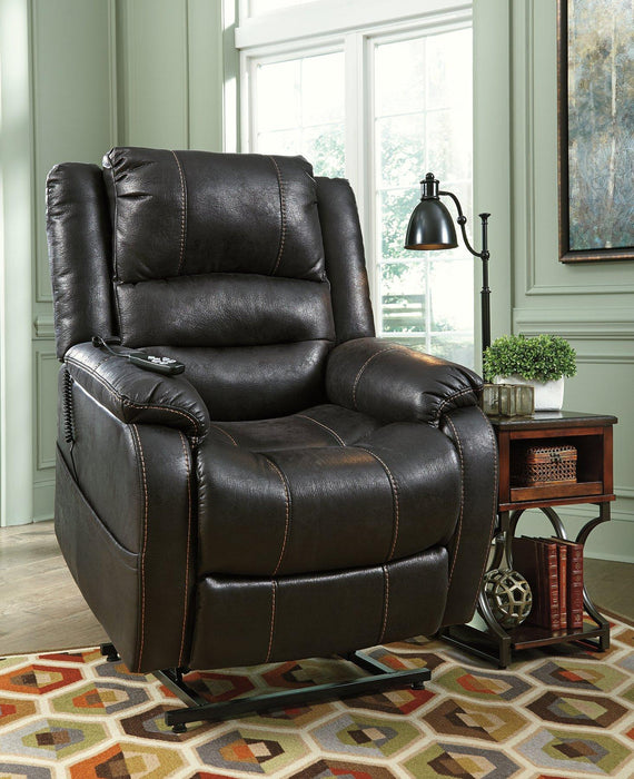 Yandel Power Lift Chair Recliner Ashley Furniture