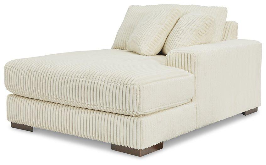 Lindyn Super Chaise Sectional Ashley Furniture