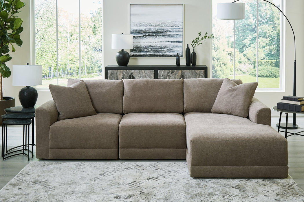 Raeanna 3-Piece Sectional Sofa with Chaise Chofa Ashley Furniture