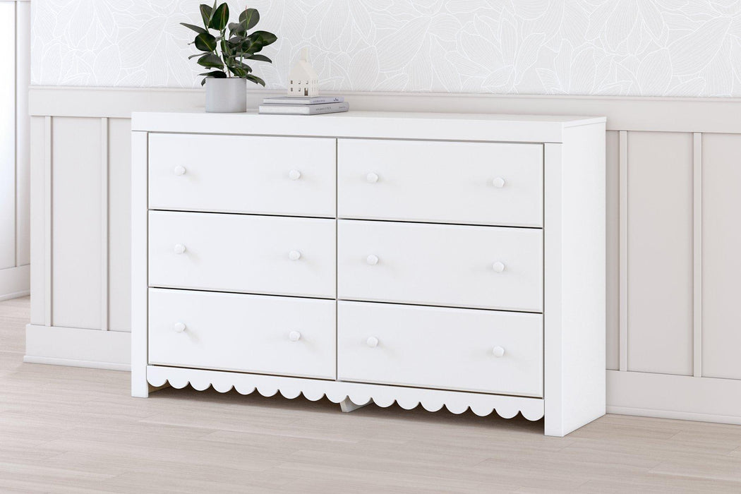 Mollviney Dresser and Mirror Dresser & Mirror Ashley Furniture