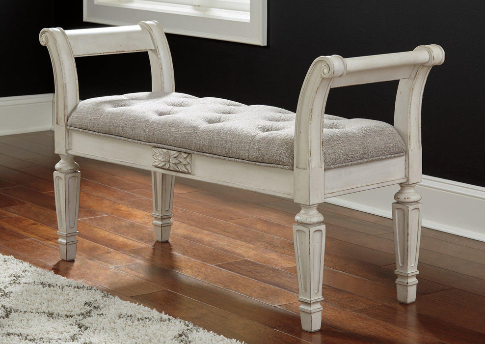 Realyn Accent Bench Bench Ashley Furniture