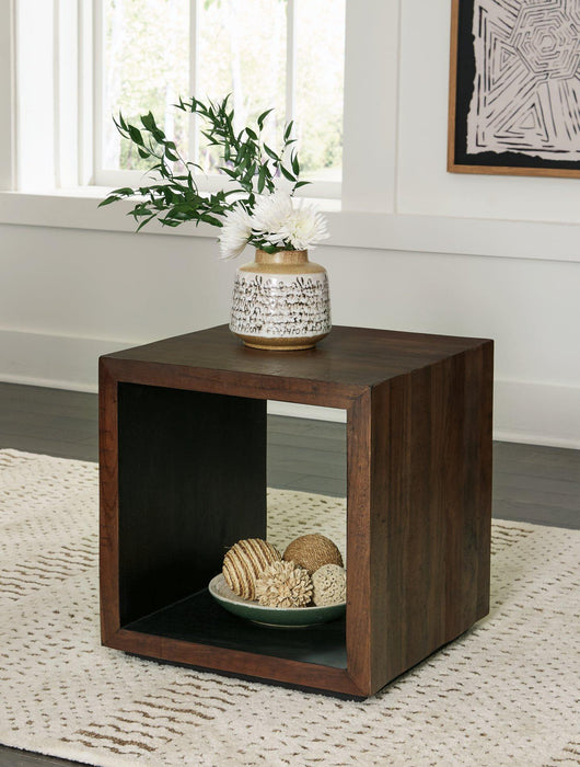 Hensington End Table Accent Table Ashley Furniture