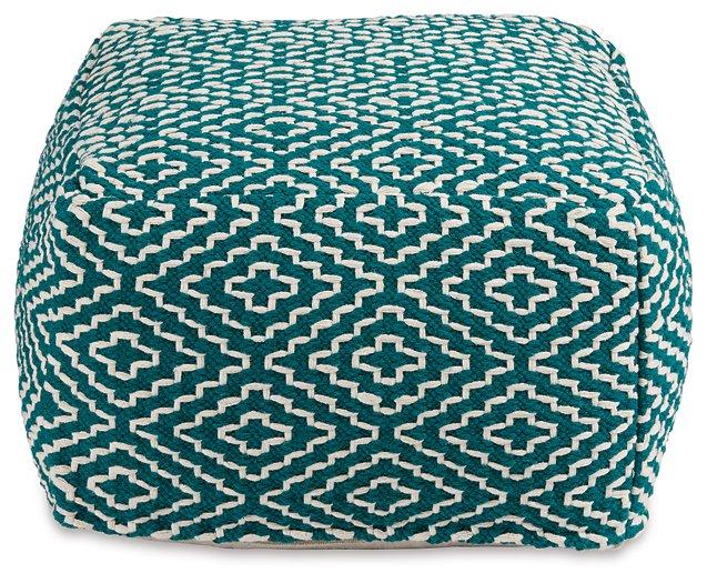 Brynnsen Pouf Pouf Ashley Furniture