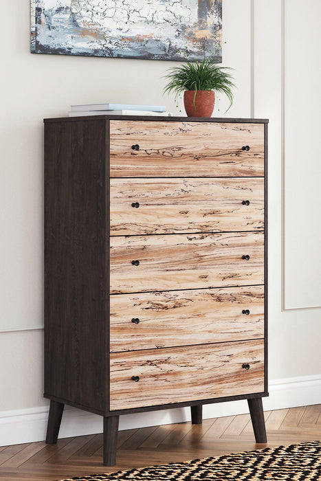 Piperton Chest of Drawers Chest Ashley Furniture