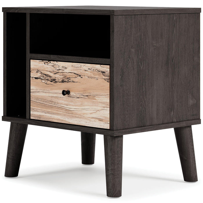 Piperton Nightstand Nightstand Ashley Furniture