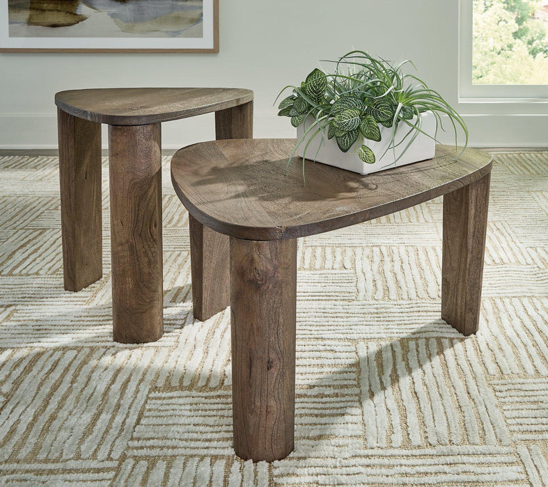 Reidport Accent Coffee Table (Set of 2) Cocktail Table Ashley Furniture