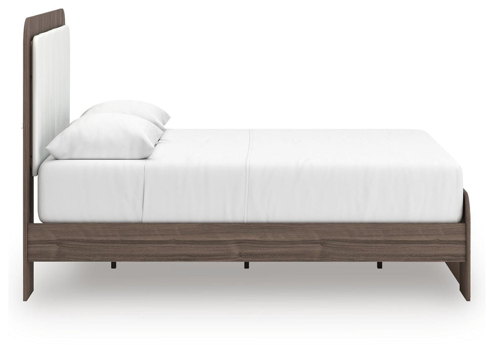 Kendanport Upholstered Bed - Dayton Discount Furniture