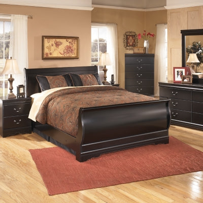 Huey Vineyard Bed - Dayton Discount Furniture