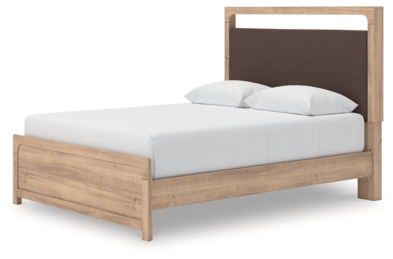 Kinlanni Upholstered Bed - Dayton Discount Furniture