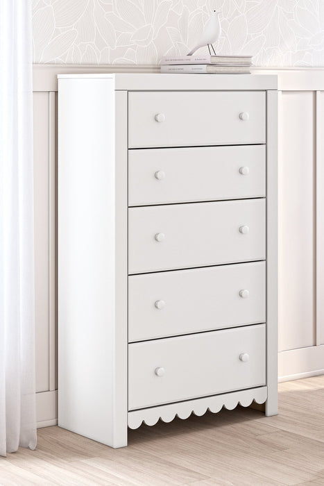 Mollviney Chest of Drawers Chest Ashley Furniture