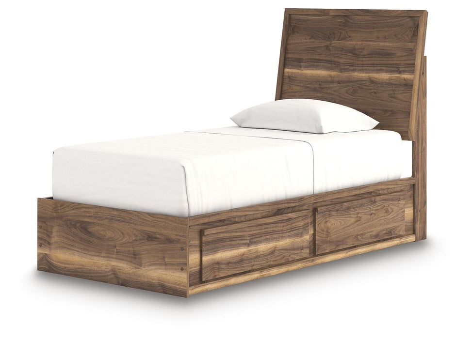 Chirason Bed - Dayton Discount Furniture