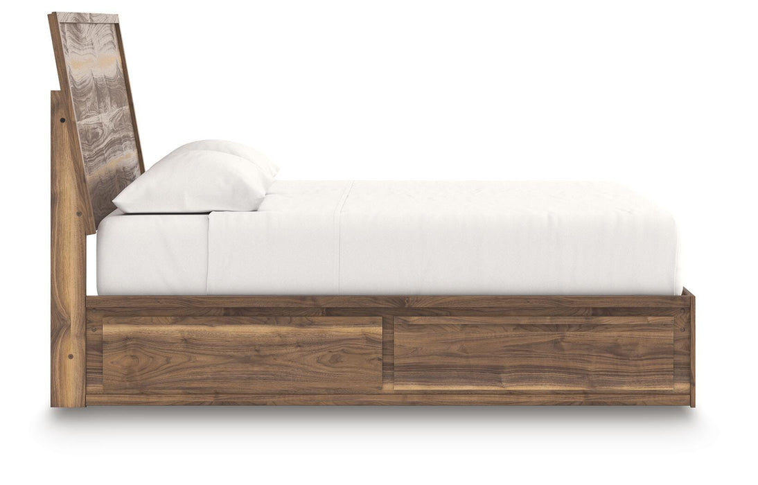 Chirason Bed - Dayton Discount Furniture