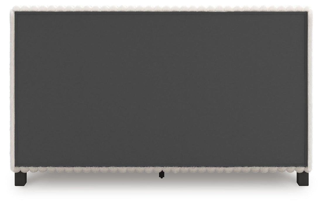 Zuraleus Bed - Dayton Discount Furniture