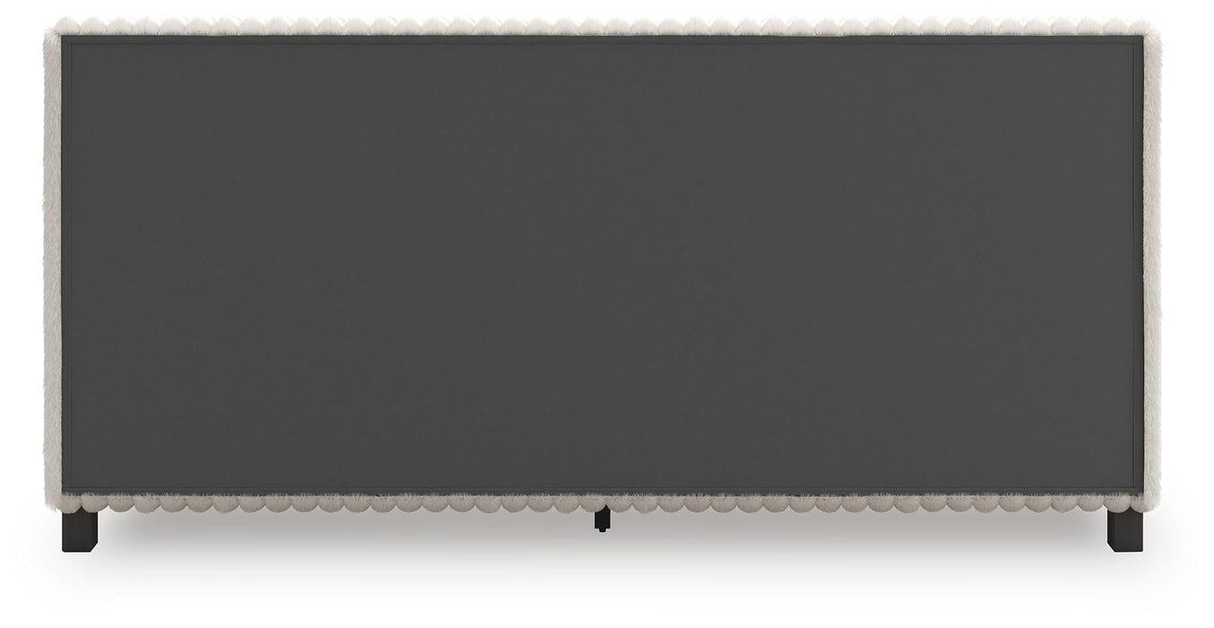 Zuraleus Bed - Dayton Discount Furniture