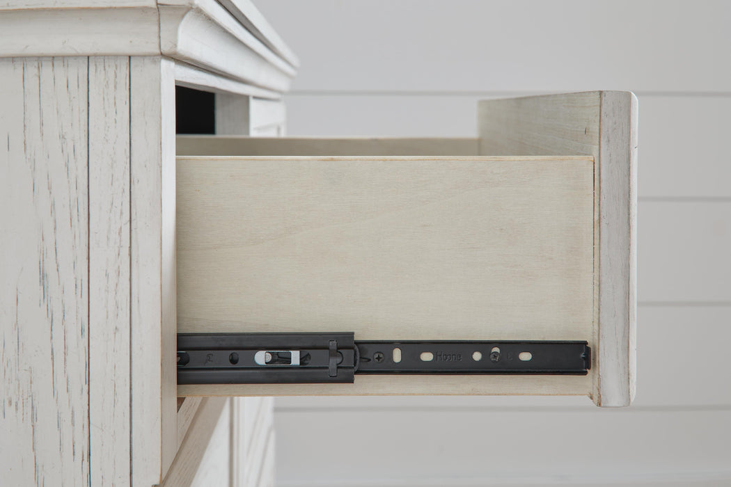 Robbinsdale Bedroom Set - Dayton Discount Furniture