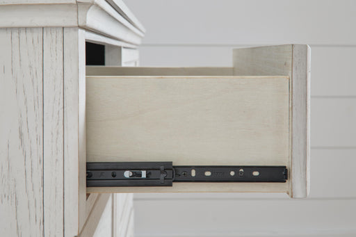 Robbinsdale Bedroom Set - Dayton Discount Furniture