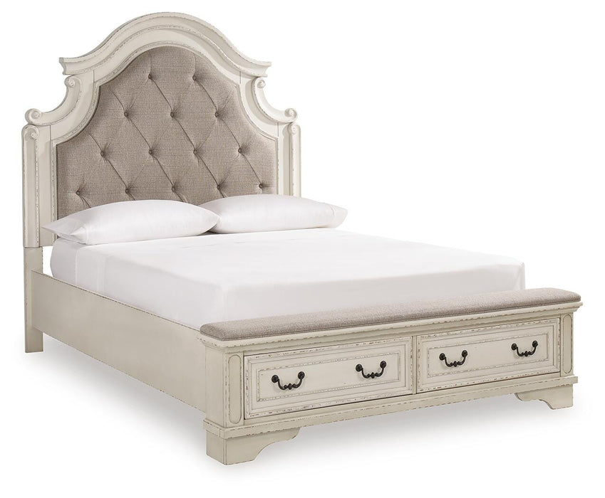 Realyn Upholstered Bed - Dayton Discount Furniture