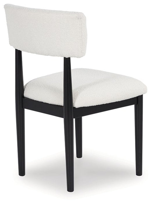 Xandrum Dining Chair Dining Chair Ashley Furniture