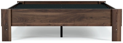 Calverson Bed - Dayton Discount Furniture