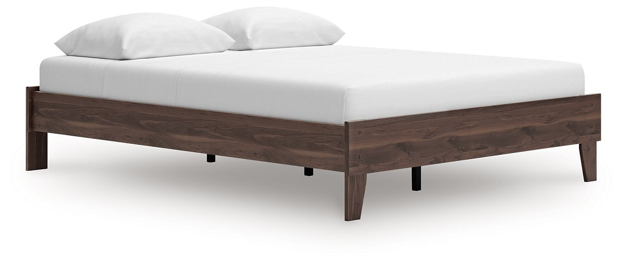 Calverson Bed - Dayton Discount Furniture