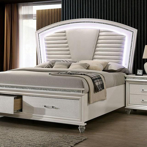 MADDIE E.King Bed Bed FOA East