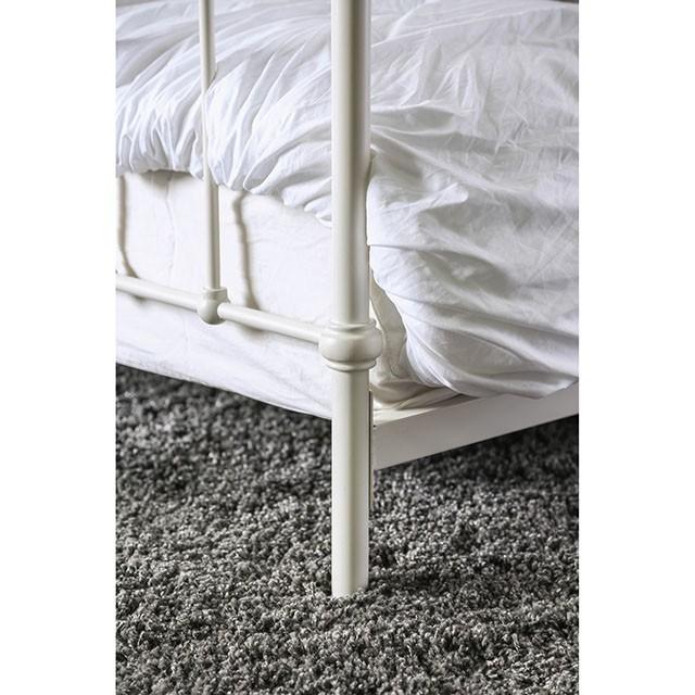 IRIA Vintage White Cal.King Bed Bed FOA East