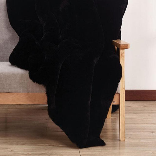 Caparica Black Throw, Black Throw FOA East