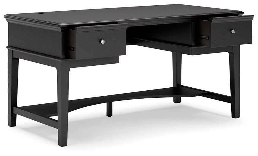 Beckincreek 60" Home Office Desk Desk Ashley Furniture