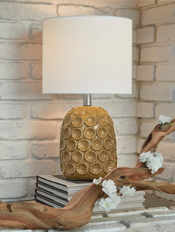 Moorbank Table Lamp Lamp Ashley Furniture